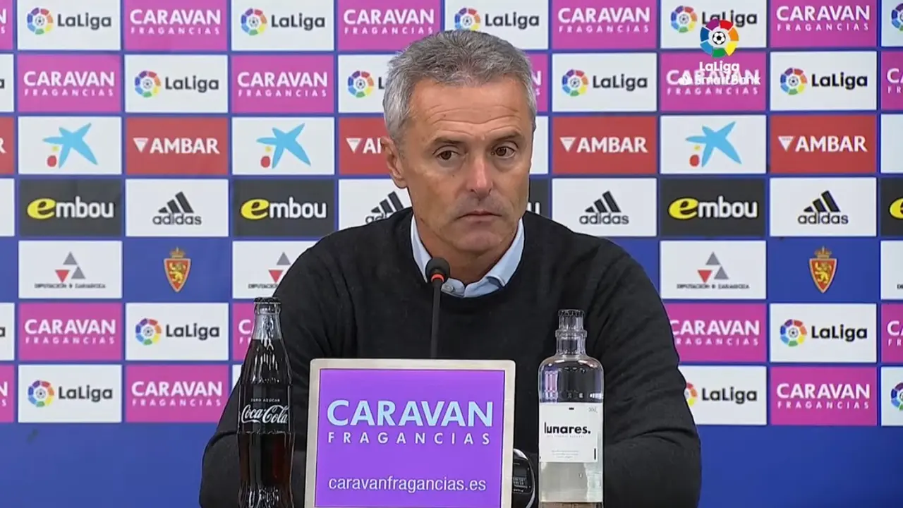 Escrib&aacute;, durante una rueda de prensa. Foto: Real Zaragoza