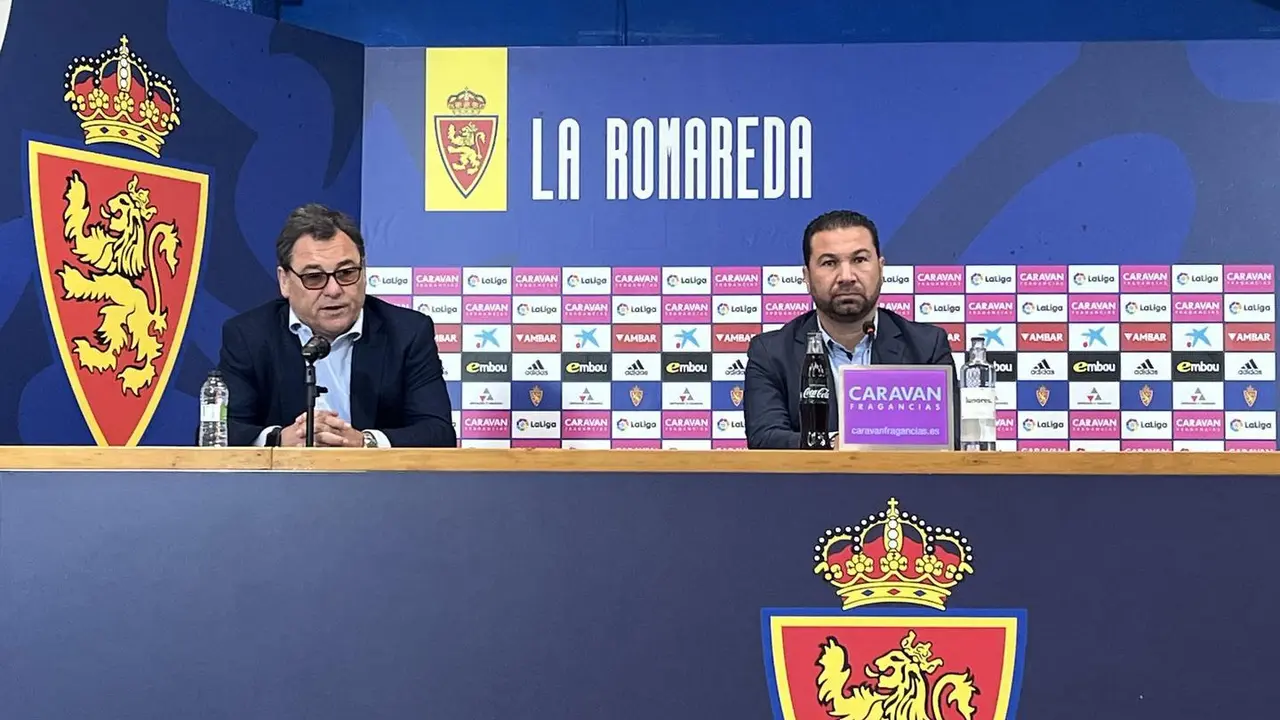 Ra&uacute;l Sanlleh&iacute; y Juan Carlos Cordero en la presentaci&oacute;n del director deportivo | Foto: SportAragon / Sergio Pardos