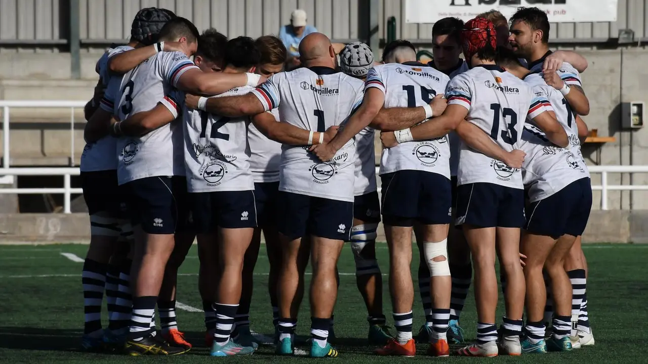 El F&eacute;nix conf&iacute;a que este a&ntilde;o sea el del ansiado ascenso | Marc Matamoros/mcamb_photos