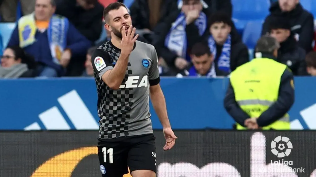 Luis Rioja fue el mejor argumento del Alav&eacute;s en el triunfo sobre el Zaragoza | Foto: LFP