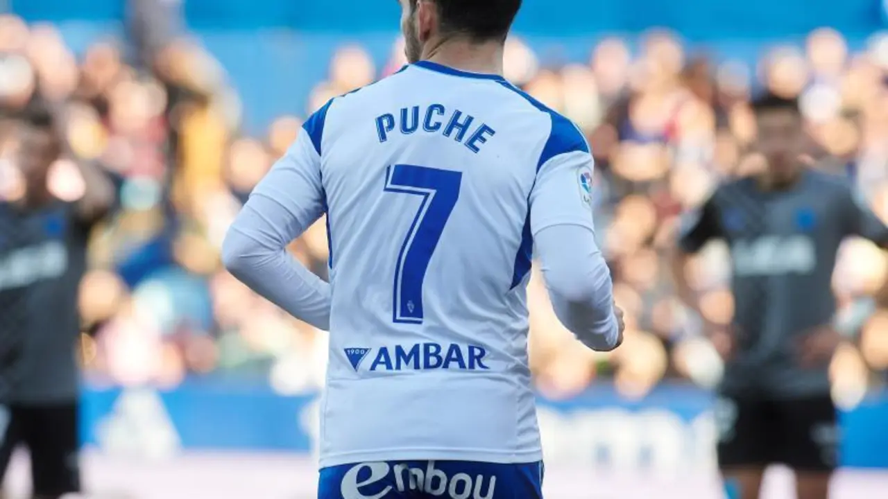 Puche en su &uacute;ltimo partido como titular frente al Alav&eacute;s| Foto: RZ