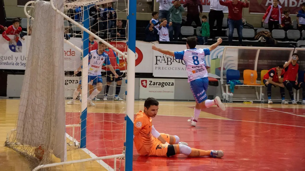Richi Felipe logr&oacute; su tanto en el tramo final | Foto: Pedro Luis Serrano