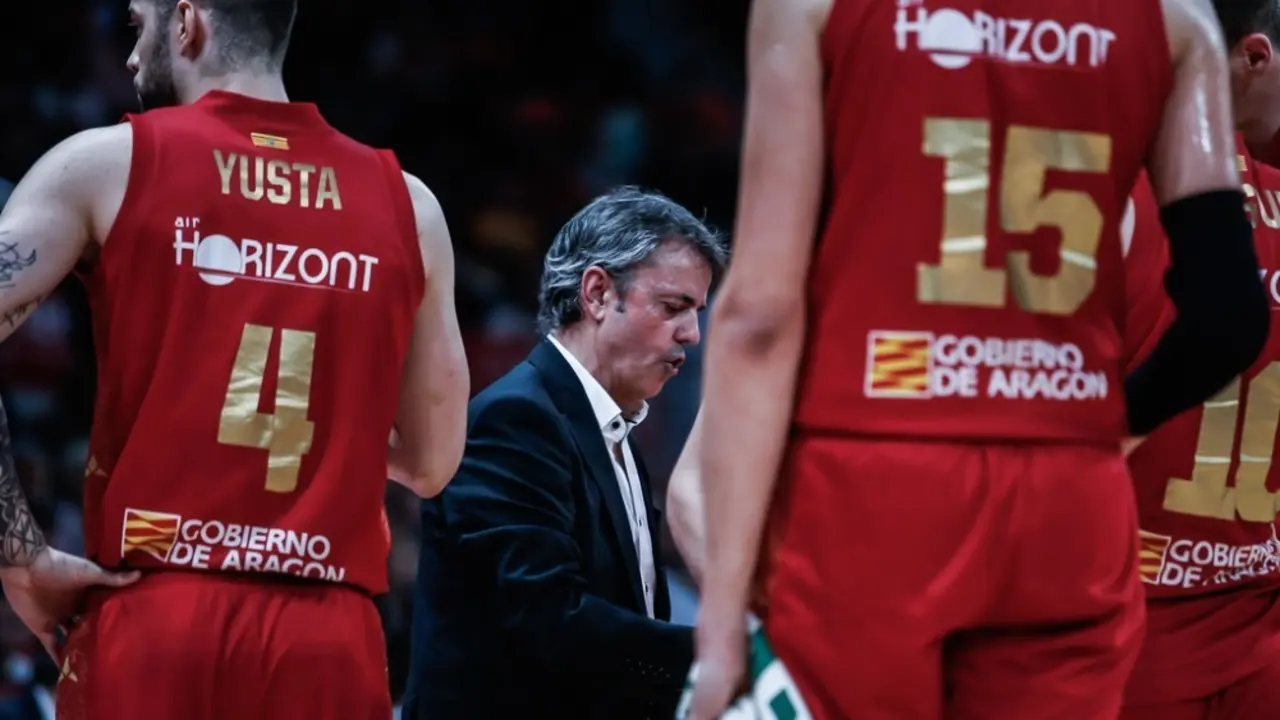 Porfirio Fisac, en el encuentro ante Obradoiro | Foto: Esther Casas / Casademont Zaragoza