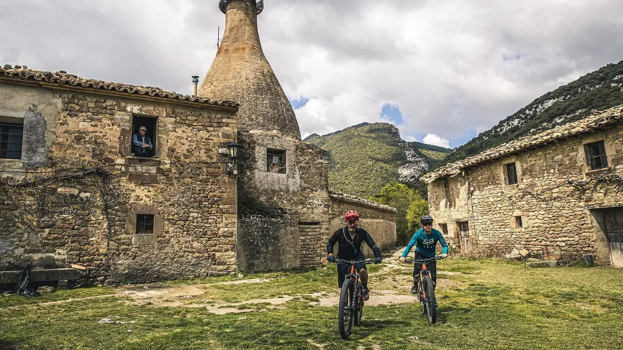 San Felices, una de las peque&ntilde;as localidades donde la BTT es protagonismo a trav&eacute;s de sus senderos cargados de historia. Foto: Cedida