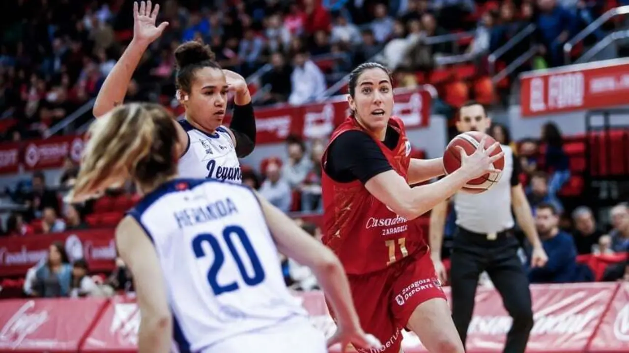 Vega Gimeno, en el partido de la primera vuelta ante Legan&eacute;s | Foto: Esther Casas / Casademont Zaragoza