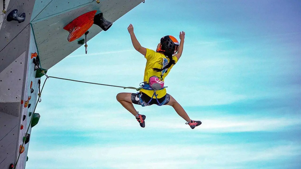 Los juegos escolares tambi&eacute;n han dejado im&aacute;genes espectaculares en la competici&oacute;n. Foto: FAM