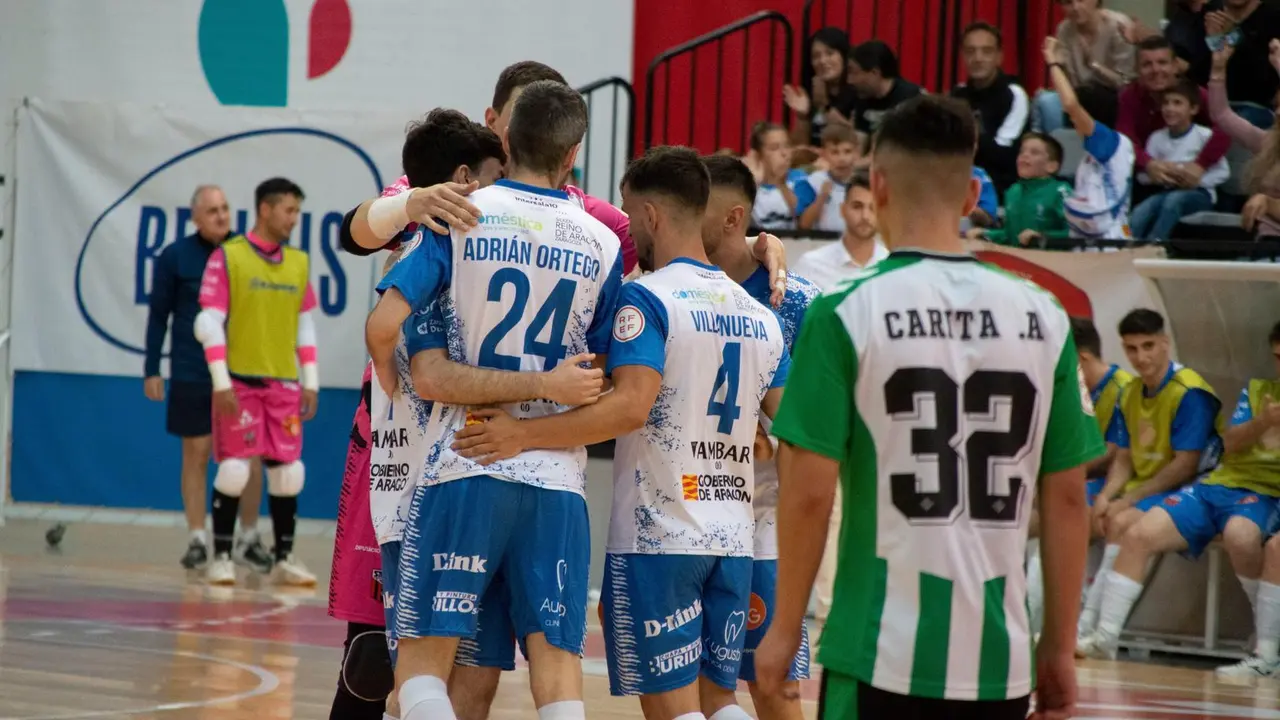 Villanueva y Ortego celebran el gol | Foto: Pedro Luis Serrano