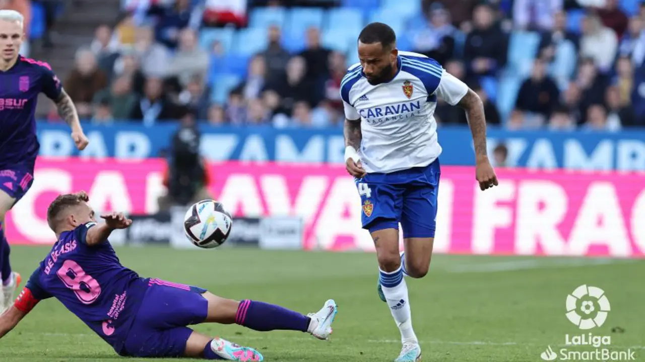 Beb&eacute; gana un duelo en el triunfo ante el Cartagena | Foto: La Liga
