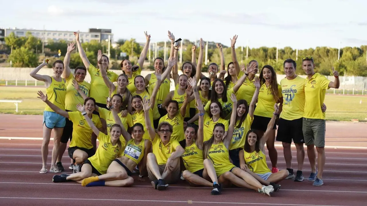 El equipo del Scorpio71 ha logrado el ascenso a Primera Divisi&oacute;n en Zaragoza. Foto: Cedida