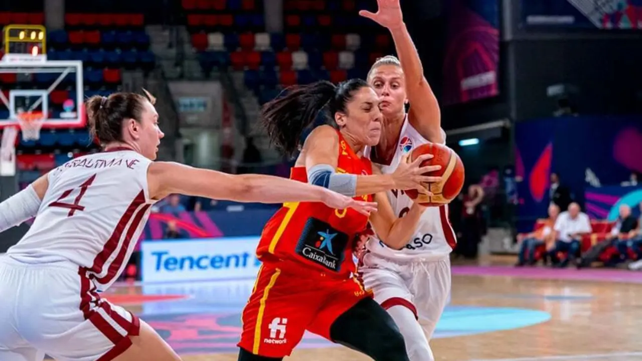 Cristina Ouvi&ntilde;a ha sumado 3 puntos y 2 rebotes en la derrota de Espa&ntilde;a | Foto: FEB