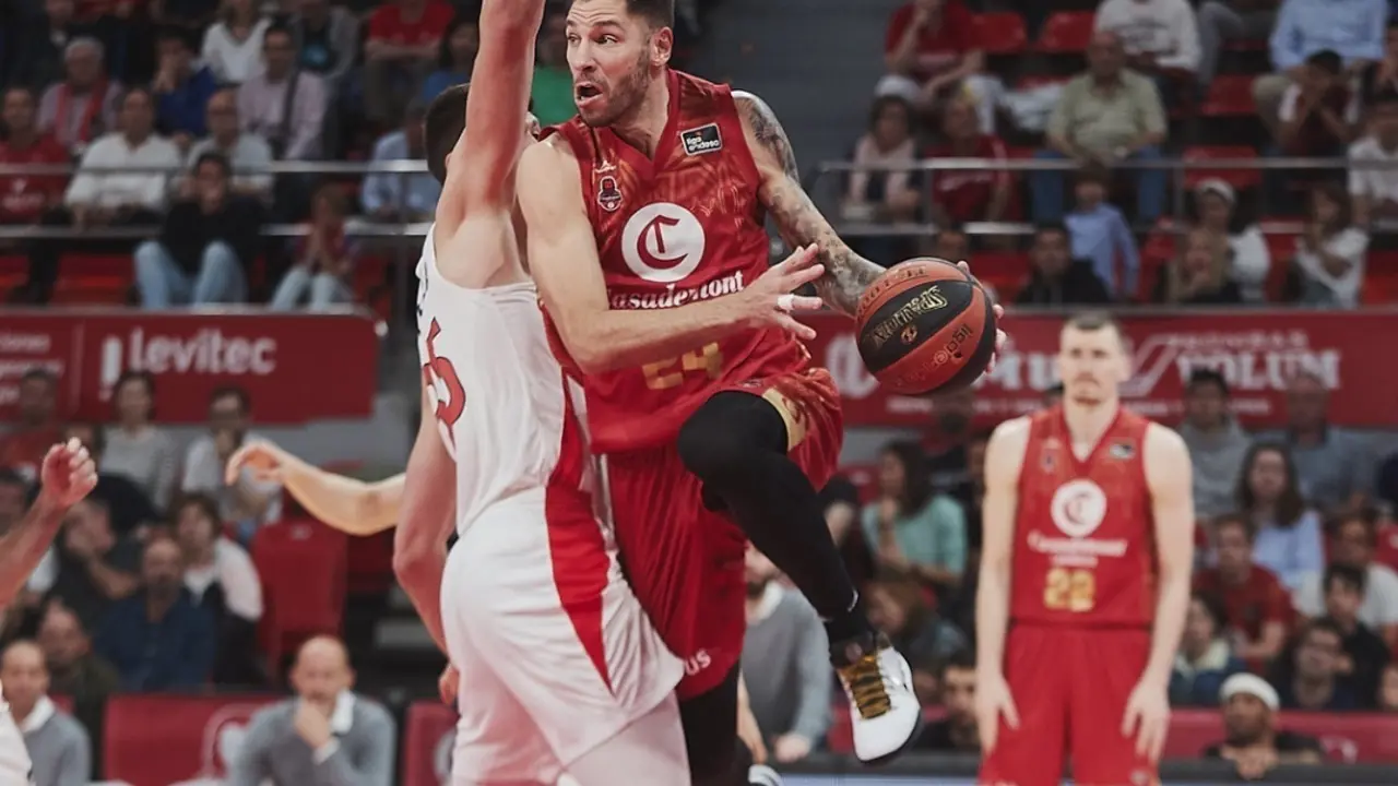 Stefan Jovic , en el partido ante Gerona | Foto: Esther Casas / Casademont Zaragoza