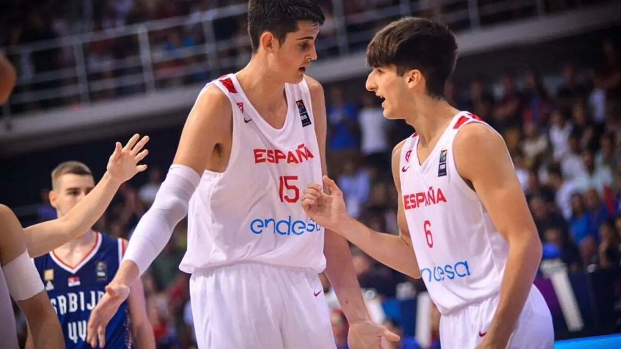 Los zaragozanos Aday Mara y Lucas Langarita | Foto: FIBA