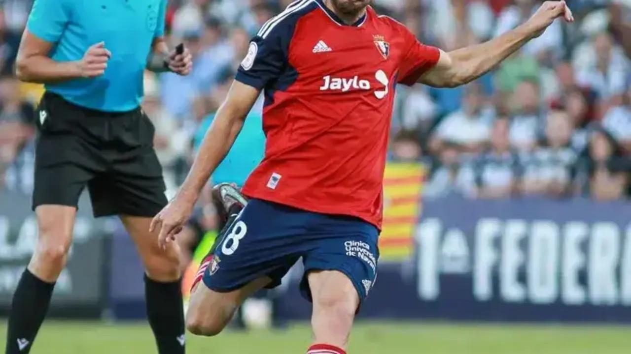 Iker Mu&ntilde;oz con Osasuna interesa al Huesca