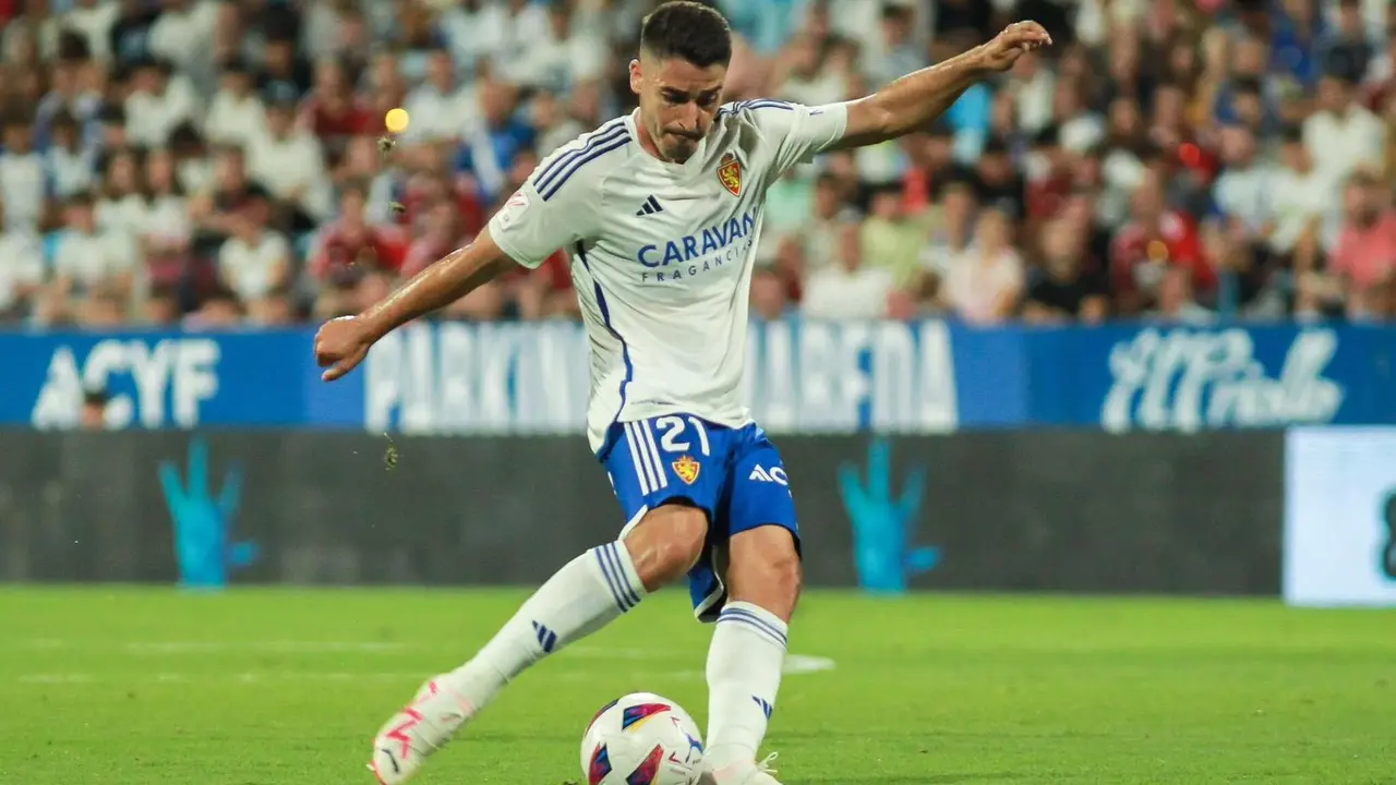 Toni Moya, en el partido de ayer ante el Real Valladolid | Foto: Real Zaragoza/Tino Gil