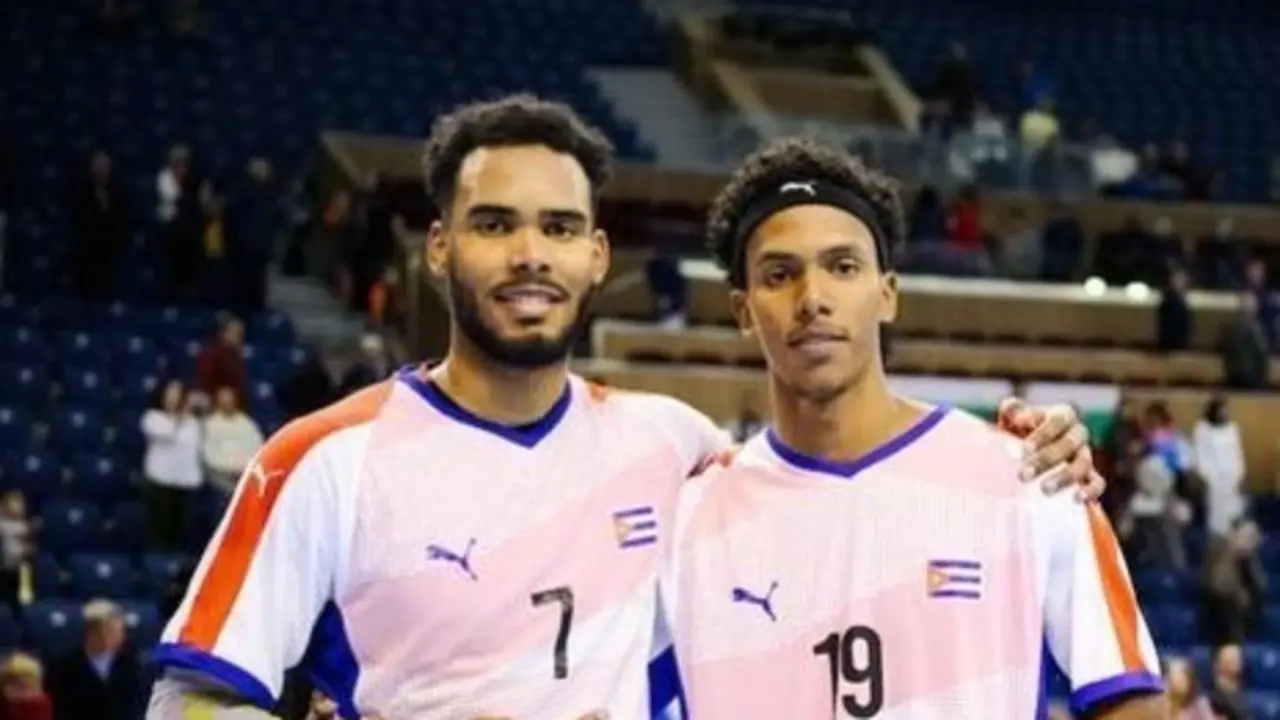 Los hermanos Cordi&eacute;s -Frank y Samuel- en la selecci&oacute;n cubana se vuelven a juntar en el Bada Huesca. Foto: