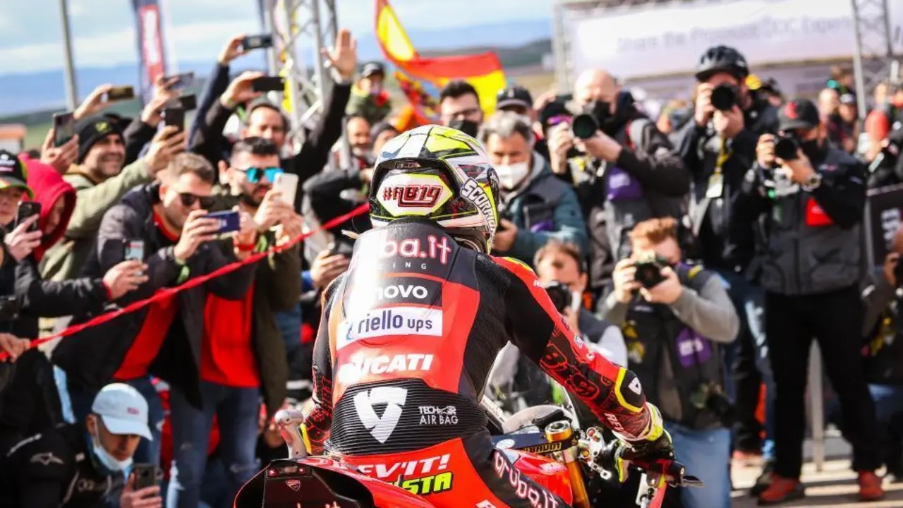 Los fans volver&aacute;n a vivir grandes experiencias a finales de septiembre con el WorldSBK que llega a MotorLand. Foto: Carlos Casimiro