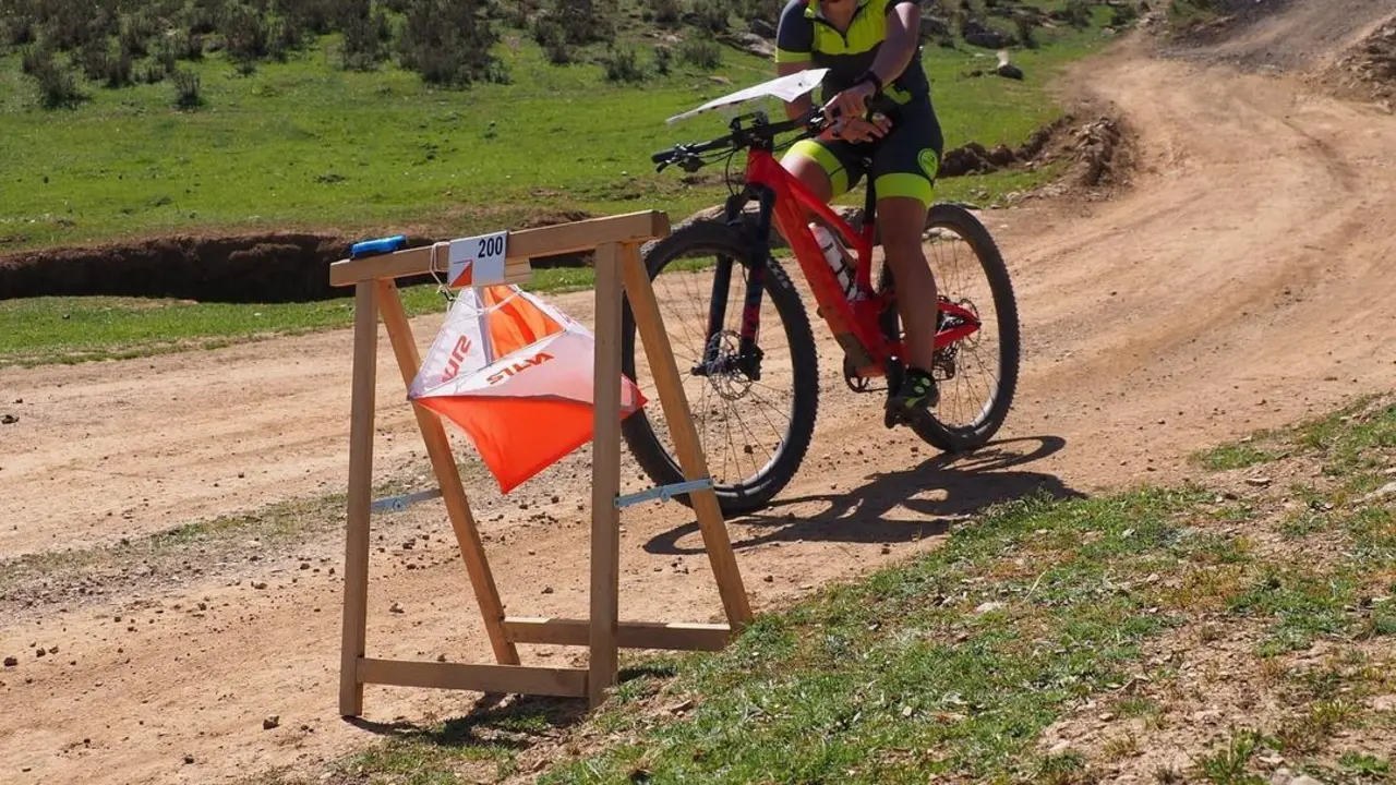 Miren Arina en una de las pruebas de la Liga de Orientaci&oacute;n. Foto: Pe&ntilde;a Guara
