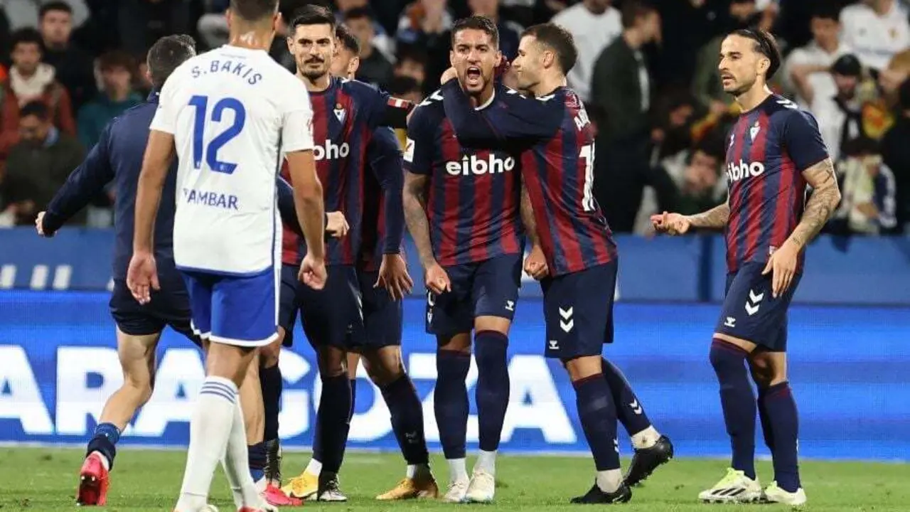 El Real Zaragoza ha perdido la pista en octubre | Foto: La Liga