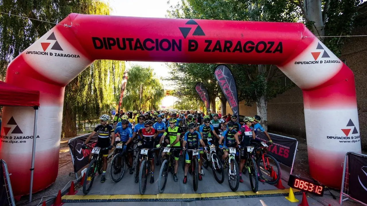 Imagen de una de las pruebas deportivas organizadas por el  Club Ciclista BTT Azuara, uno de los beneficiarios de las ayudas. Foto: DPZ