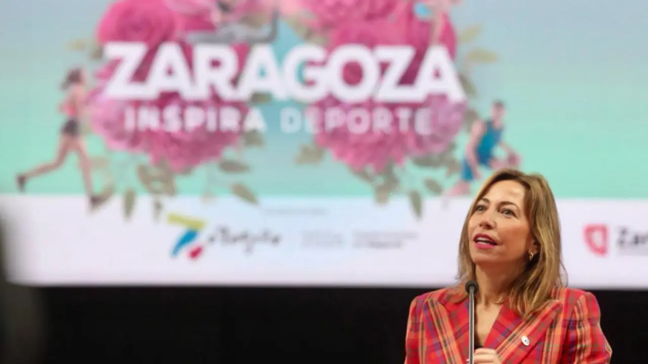 La alcaldesa de Zaragoza, Natalia Chueca, durante la defensa de la candidatura a Capital Europea del Deporte 2026