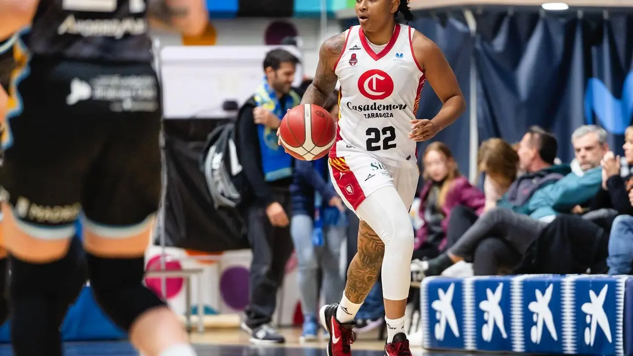 Tanaya Atkinson , autora de 24 puntos