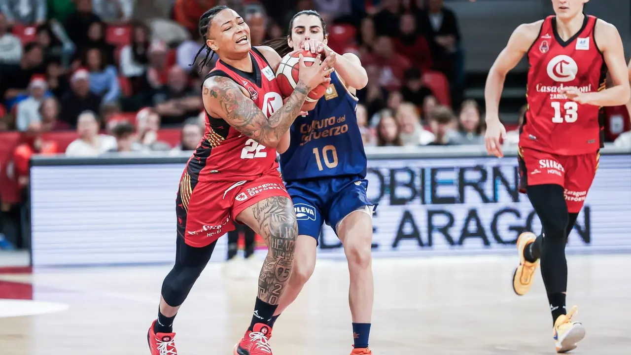 Tanaya Atkinson, autora de 7 puntos y 5 rebotes | Foto: Esther Casas / Casademont Zaragoza
