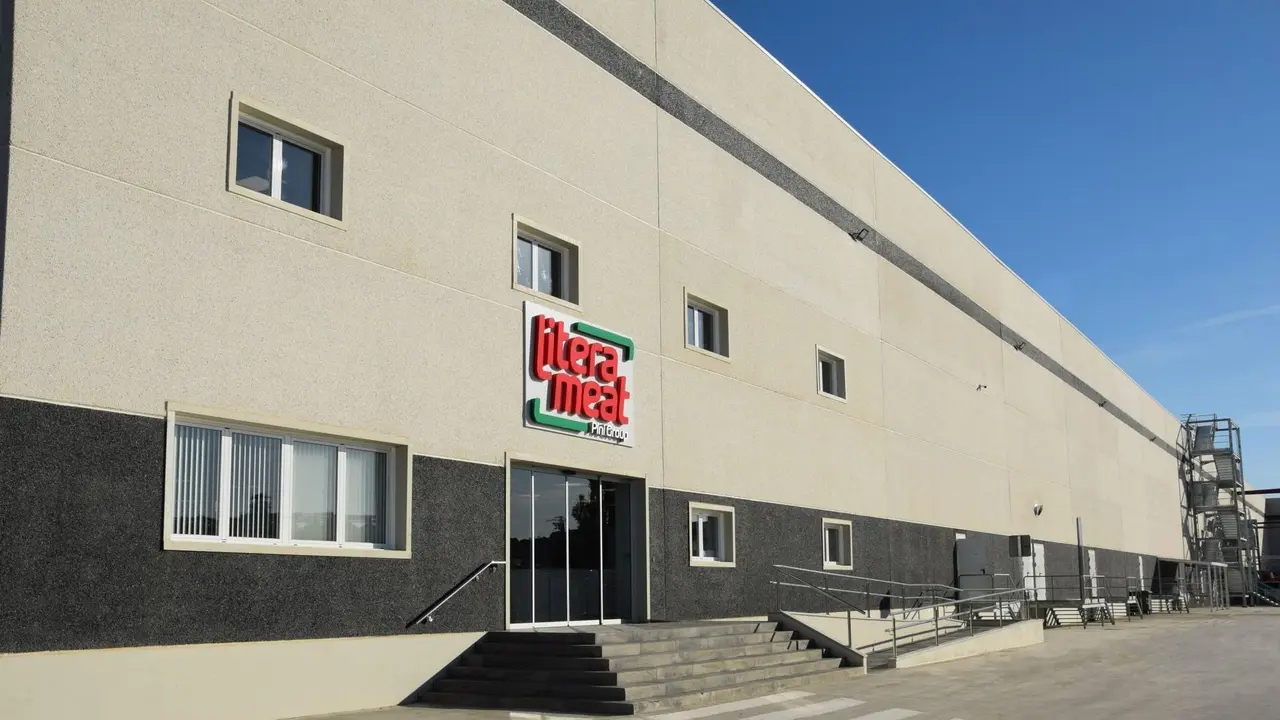 Grupo Pini, instalaciones en Bin&eacute;far