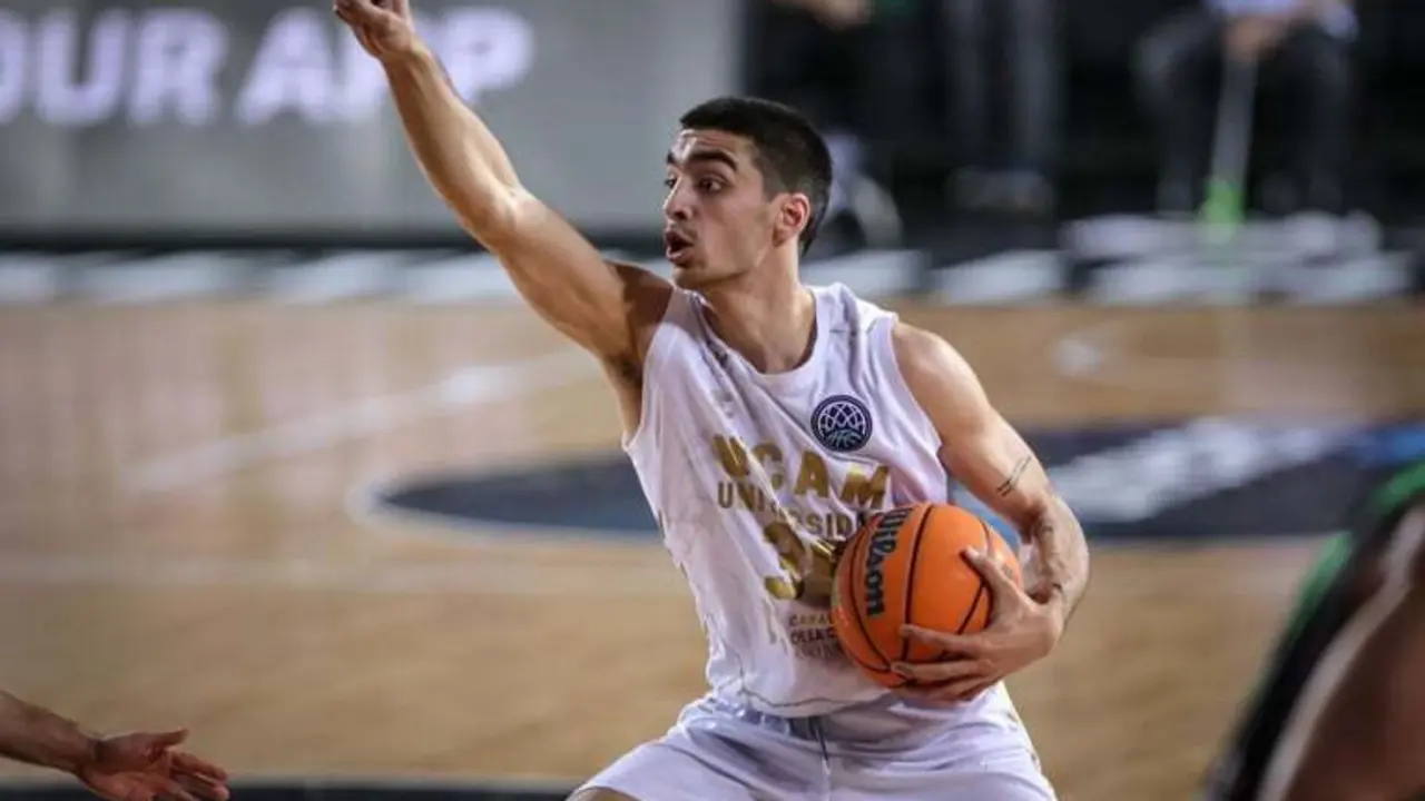 Rati Andronikashvili, en un partido con el UCAM Murcia