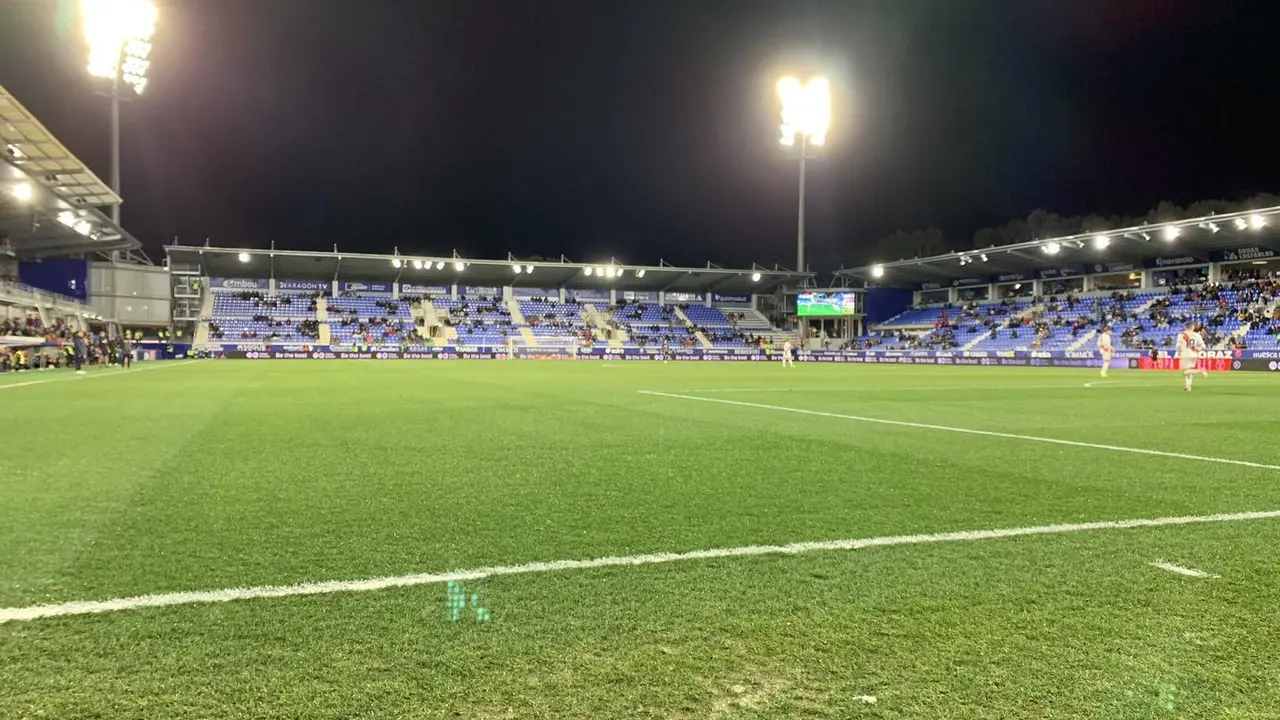 As&iacute; luci&oacute; El Alcoraz en el partido de Copa del Rey. Imagen de rrss