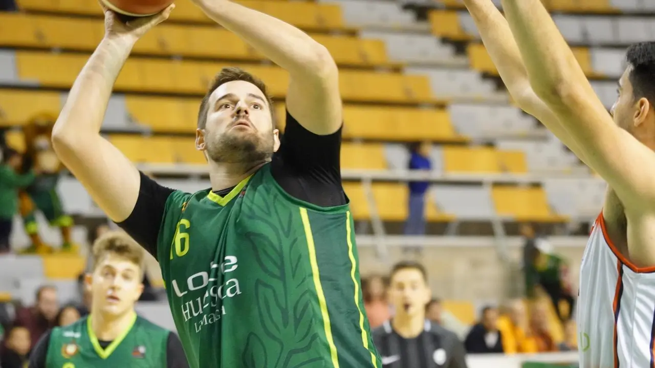 Jos&eacute; Malo durante un partido en el Palacio de los Deportes. Foto: CB Pe&ntilde;as