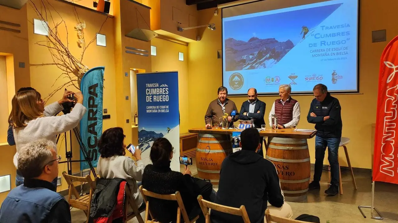 Imagen de la presentaci&oacute;n de la espectacular pruena de esqu&iacute; de monta&ntilde;a que se va a celebrar este 17 de febrero. Foto: Cedida