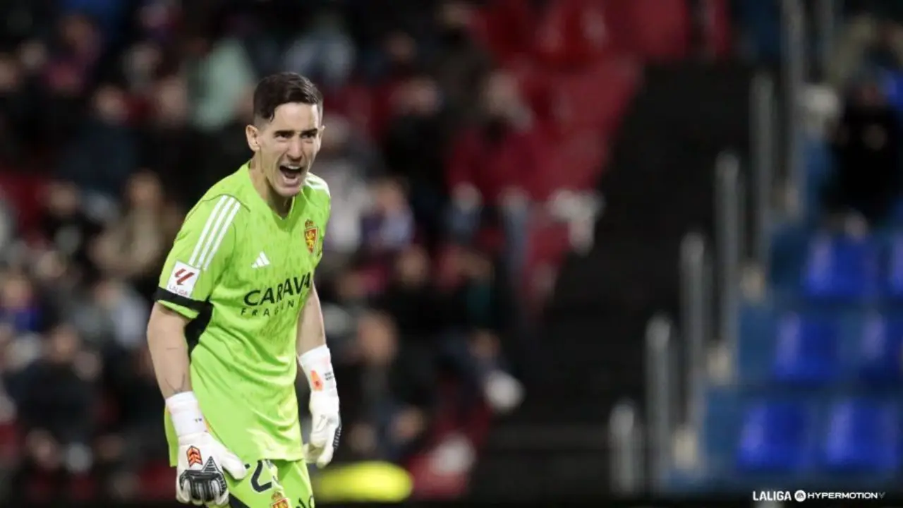 Edgar Bad&iacute;a, con la camiseta del Real Zaragoza // Foto: La Liga Hypermotion