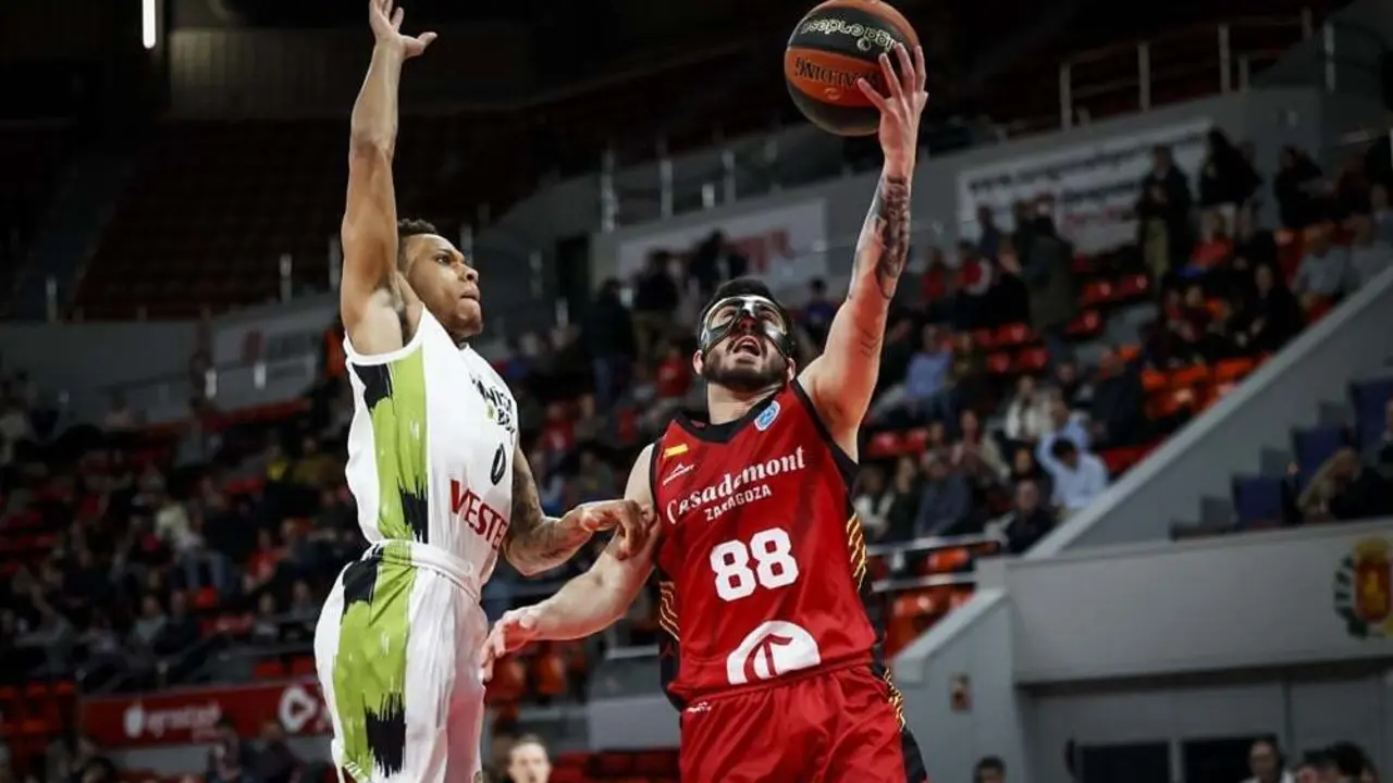 D&iacute;dac Cuevas, autor de 9 puntos y 5 asistencias | Foto: FIBA