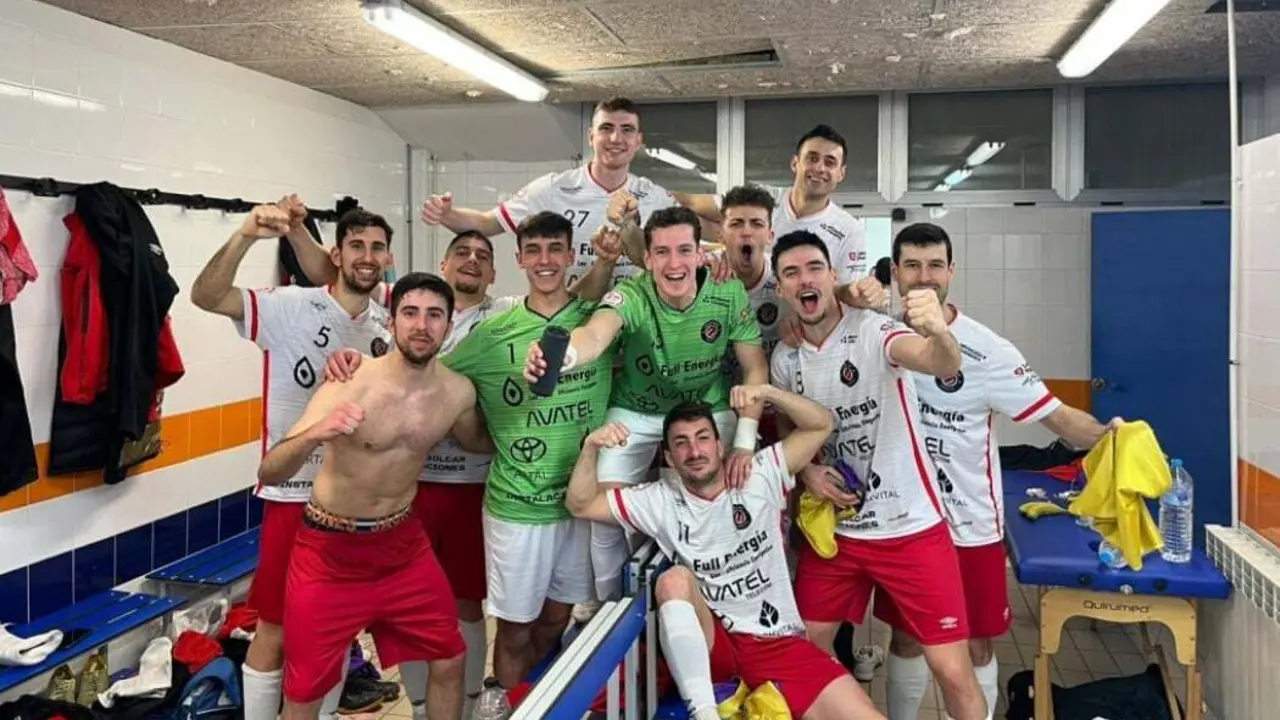 Celebraci&oacute;n de la plantilla del Full Energ&iacute;a Zaragoza en esta temporada | Foto: Colo Colo Zaragoza