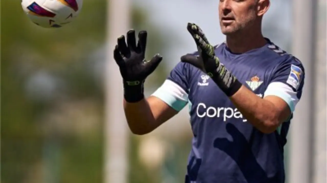 Toni Doblas, actual entrenador de porteros del Real Betis