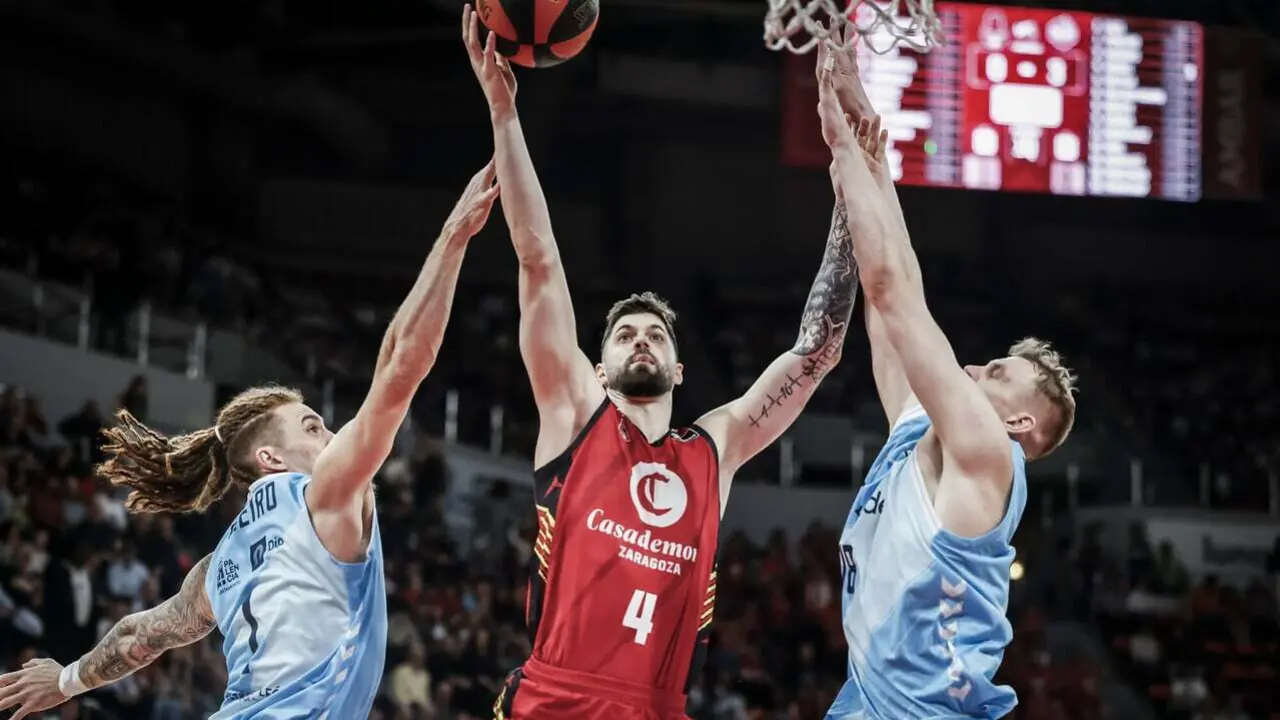 Santi Yusta en un partido de esta temporada