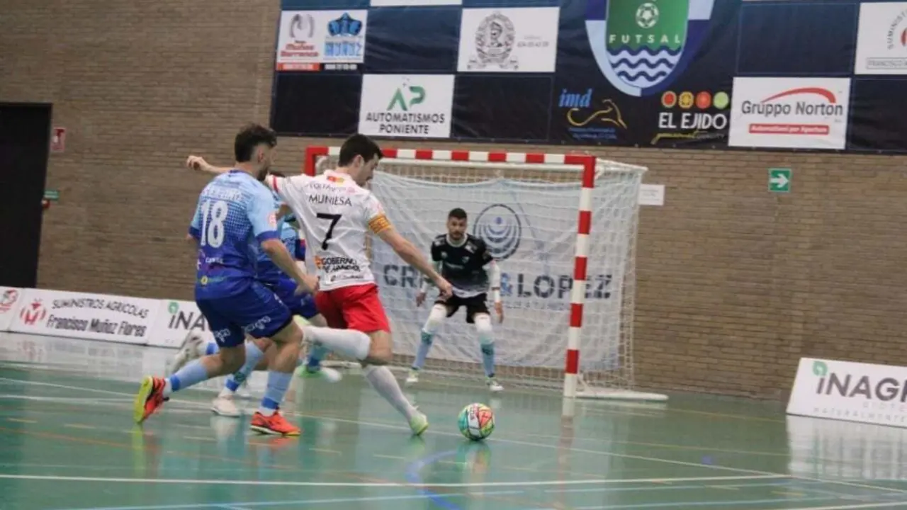 Muniesa busca el remate