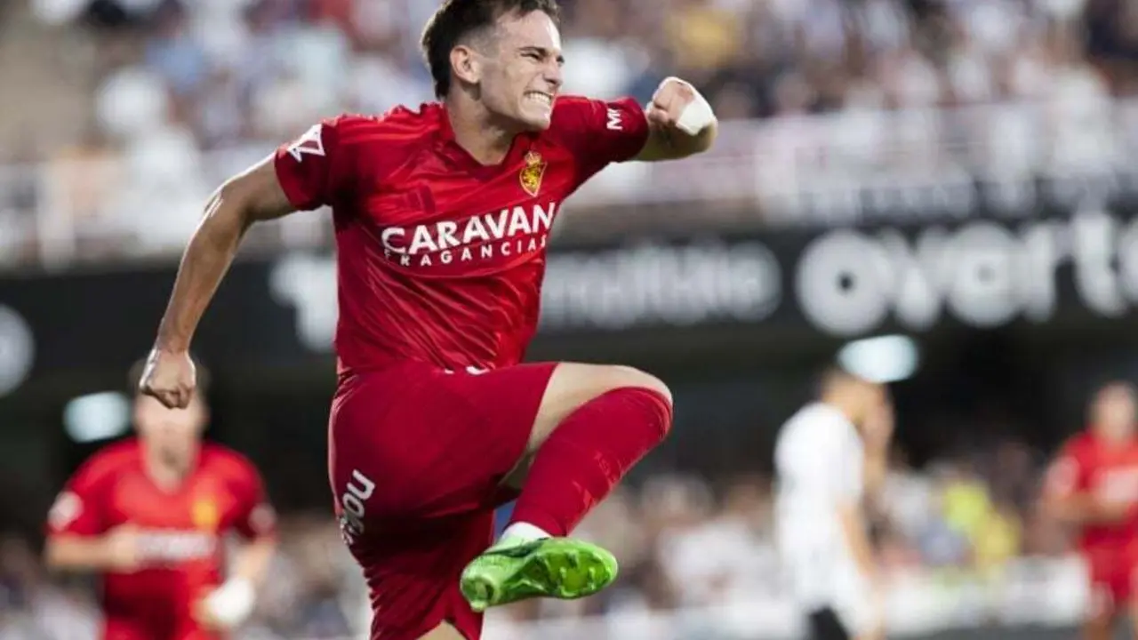 Pau Sans celebra el 1-1 del Zaragoza en Cartagena (Foto: LaLiga).