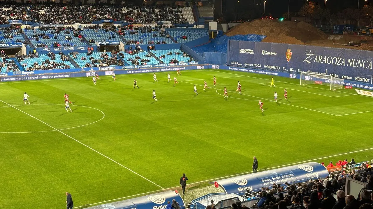 El partido acab&oacute; decidi&eacute;ndose en el punto de penalti | Foto: SportArag&oacute;n