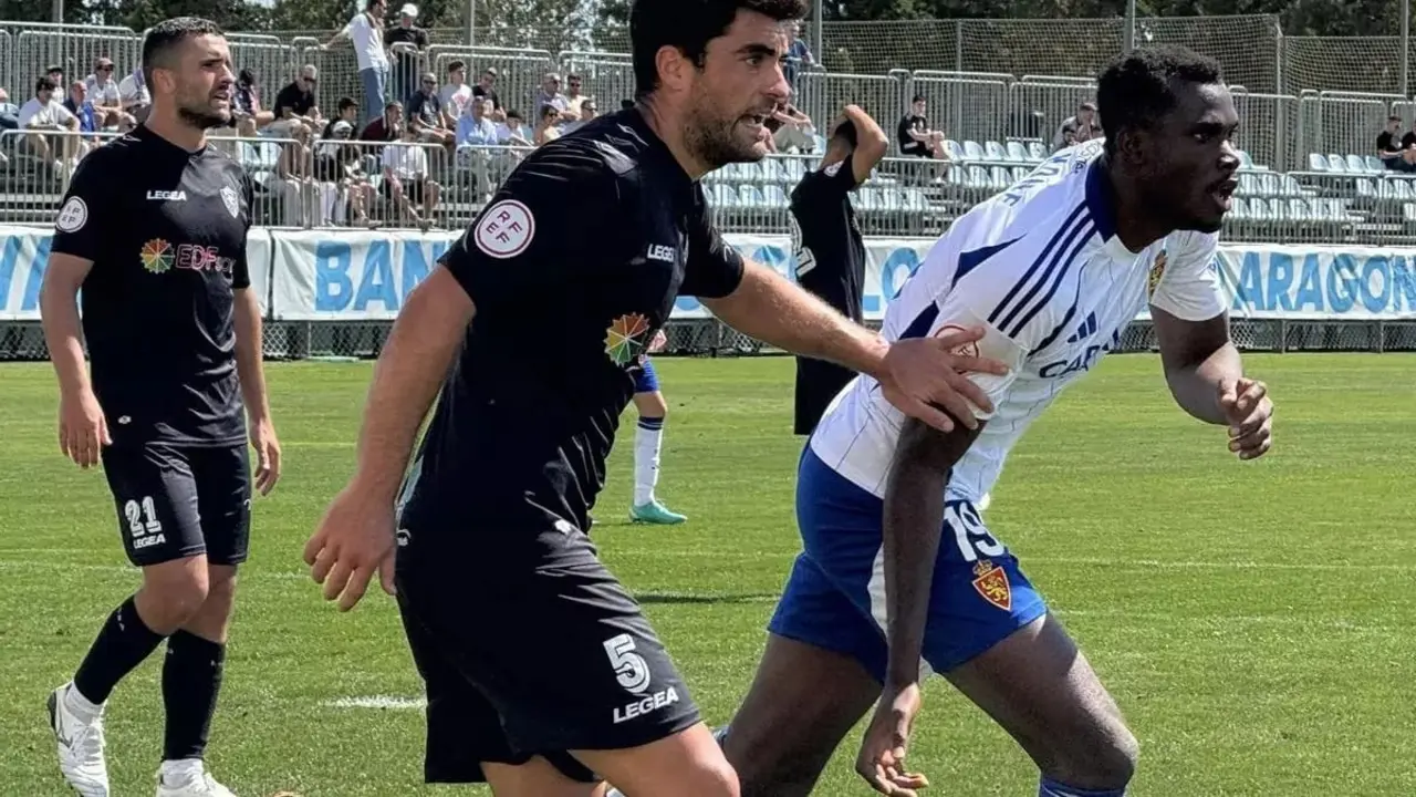 Kone en una acci&oacute;n durante el partido contra el Gernika. / Cantera Real Zaragoza