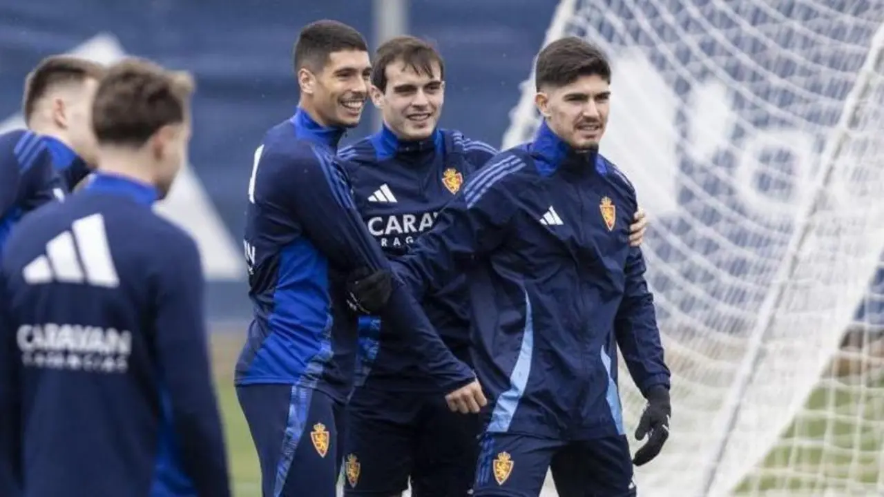 Hugo Carrillo en un entrenamiento del Real Zaragoza | Foto: ElPeri&oacute;dicodeArag&oacute;n / Miguel &Aacute;ngel Gracia