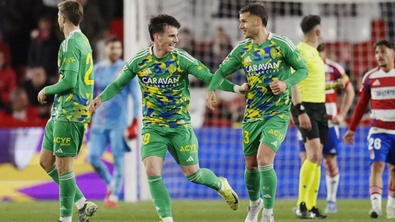Partido del Real Zaragoza para olvidar, que pese al doblete de Mar&iacute;, afrontar un mal partido frente al Granada| FOTO LaLiga