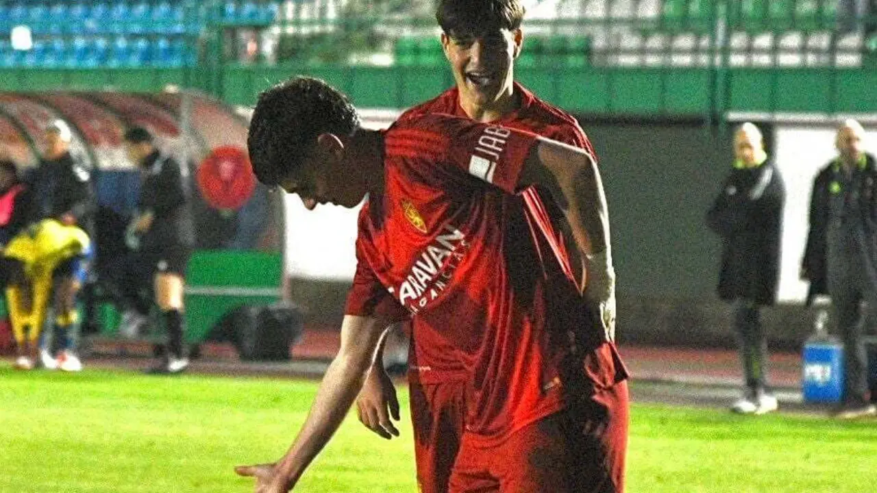 Hugo Pinilla celebra el gol que da el pase a la final | Foto: Real Zaragoza 