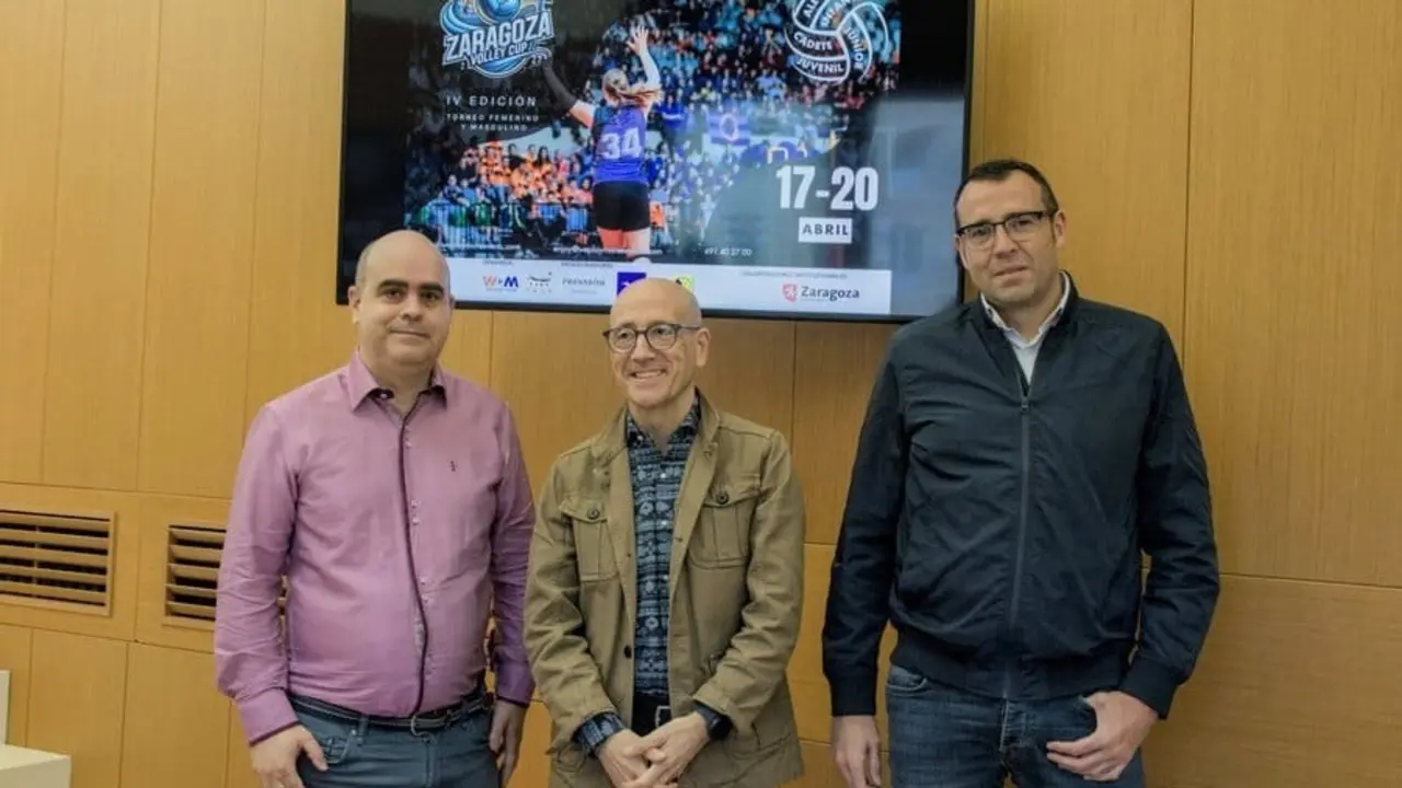 Imagen de la presentacion del IV ZGZ Volley Cup. Foto: Ares Burgos