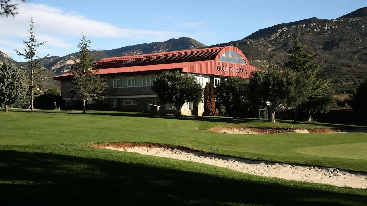 Instalaciones de Golf de Guara. Fotograf&iacute;a: Golf de Guara.