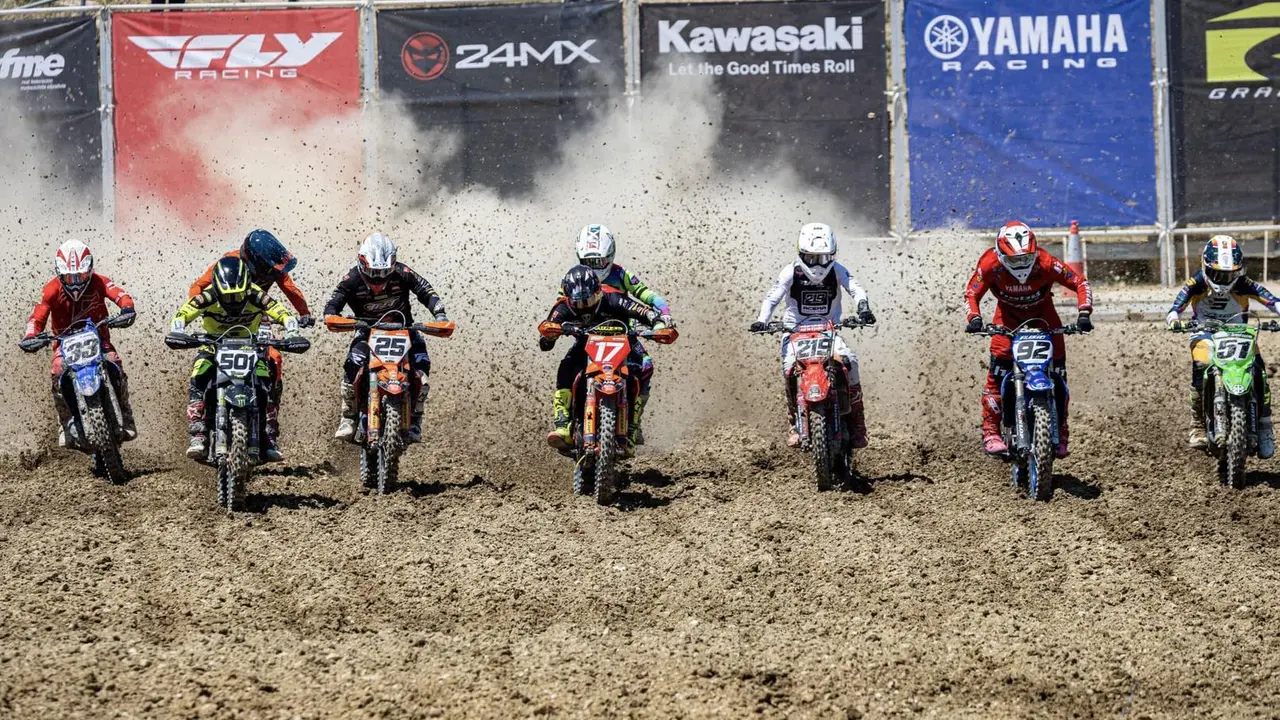Imagen de una de las pruebas disputadas en el Nacional de Motocross de Calatayud. Fotograf&iacute;a: RFME.