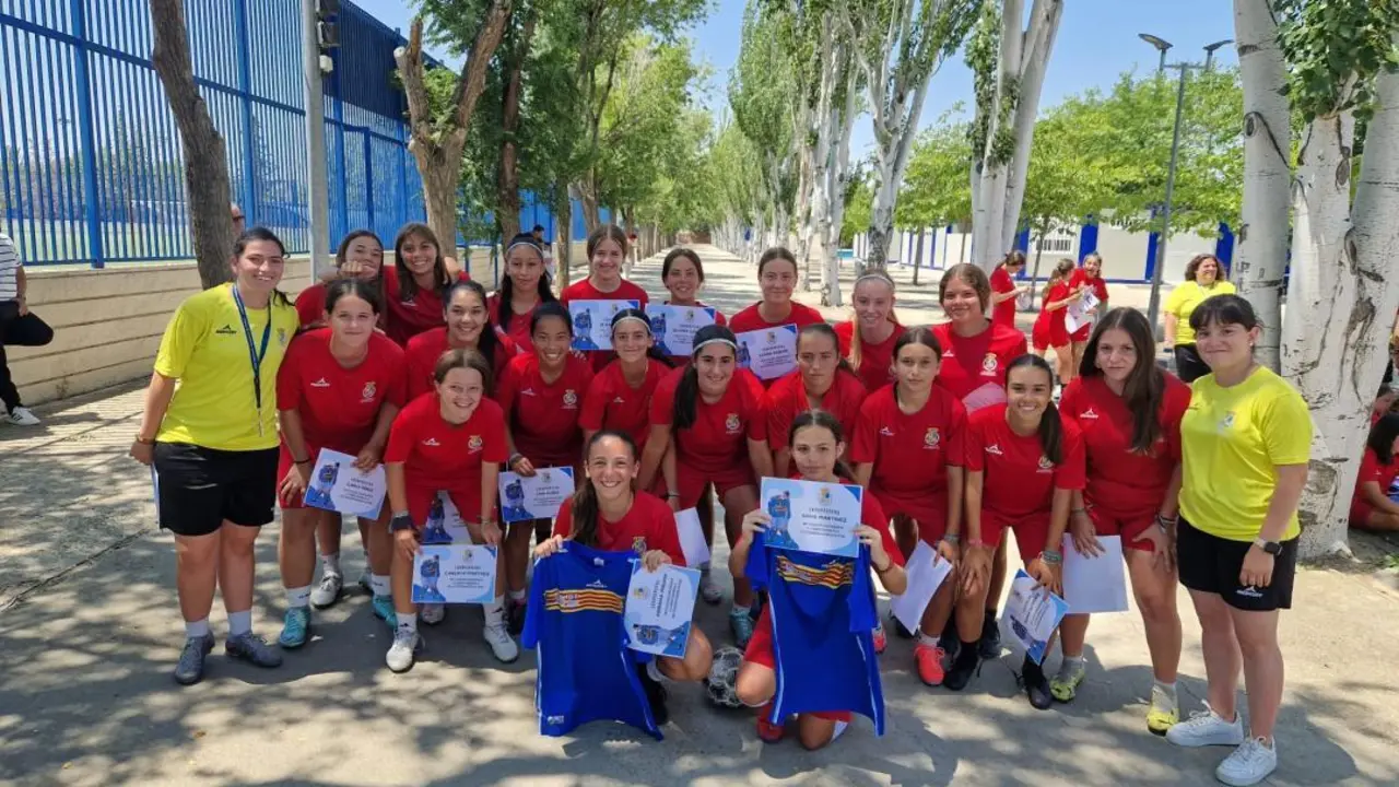 Foto de familia de una edici&oacute;n anterior del Campus realizado por la RFAF. Fotograf&iacute;a: RFAF.
