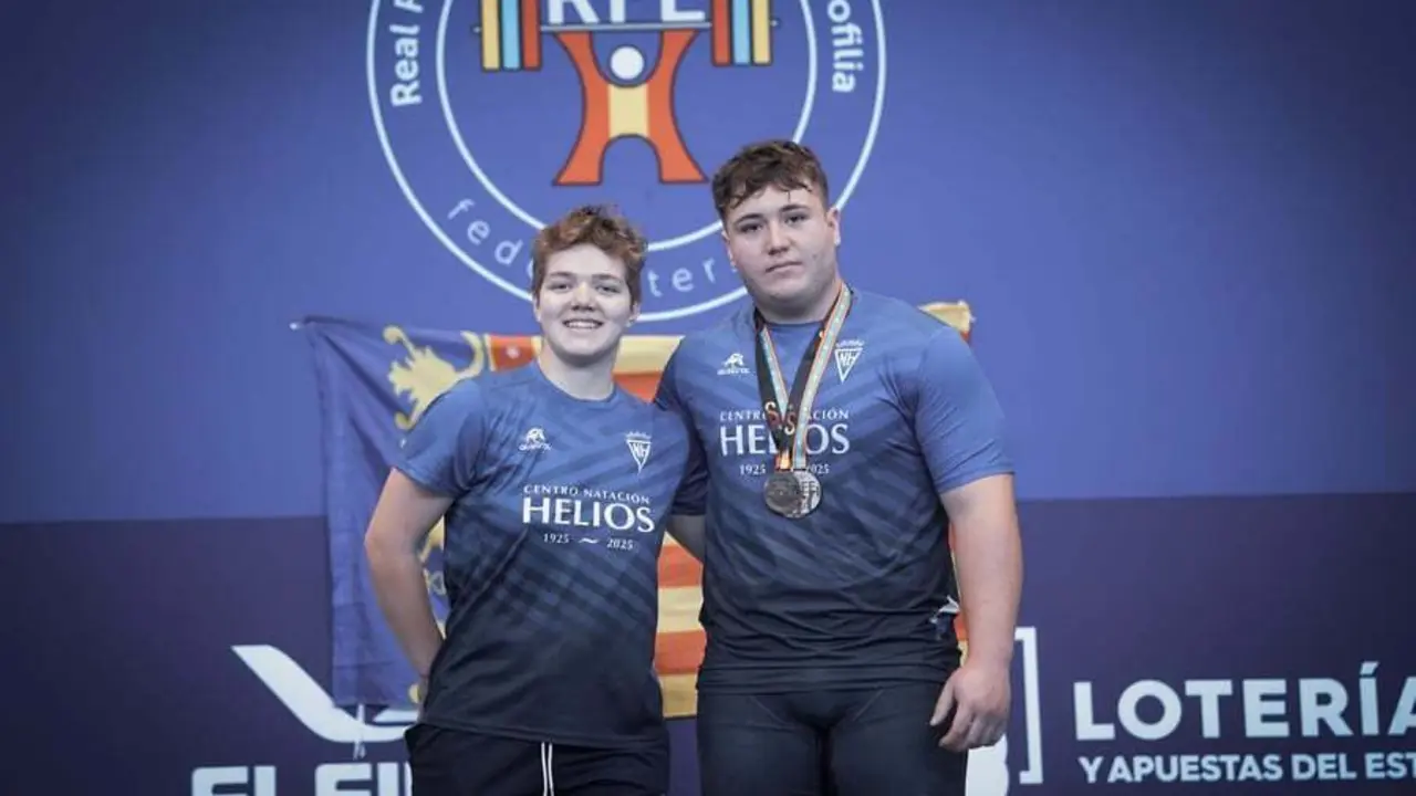 Carlos Magall&oacute;n y Katerina Kasko. Foto: Federaci&oacute;n Aragonesa de Halterofilia