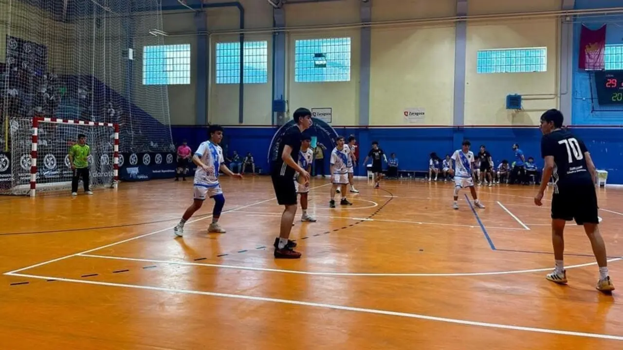 El cadete de Balonmano Dominicos ya es uno de los cuatro mejores de Espa&ntilde;a. Foto: BM Dominicos