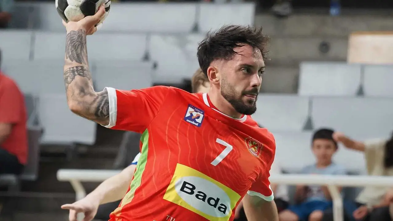 Dani P&eacute;rez, en la imagen, una de las tres incorporaciones al Bada Huesca. Foto: C.Pascual